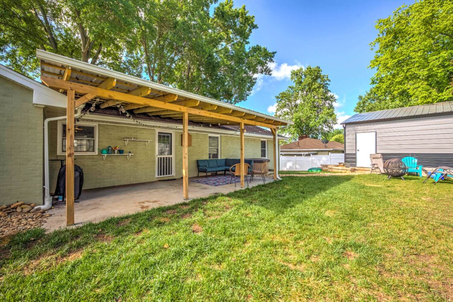 Gaines Road Well Built Construction